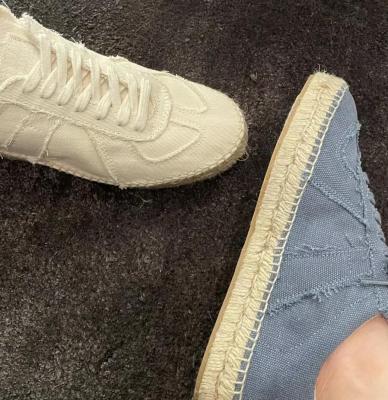 新款 MAISON MARGIELA 马吉拉 德训鞋<br />       7.5折 $356（约2380元）