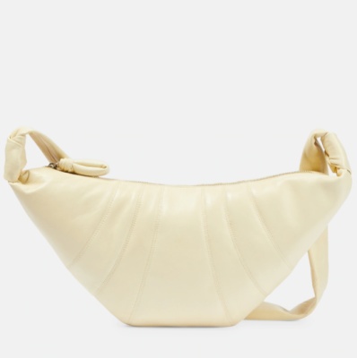 LEMAIRE 奶油黄 Croissant 中号羊皮牛角包<br />       9折 €751.5（约5619元）
