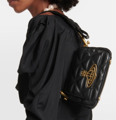 上新！VIVIENNE WESTWOOD 西太后 Hazel 绗缝单肩包<br />       €499（约3739元）