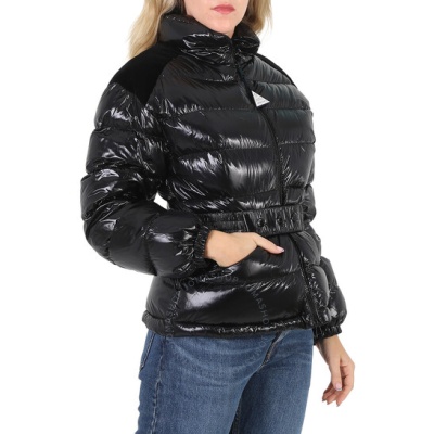 MONCLER 黑色漆皮系带羽绒服<br />       5.2折 $885.99（约6300元）