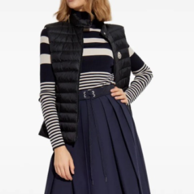 Moncler Igens 马甲<br />       5354港币（约5022.59元）