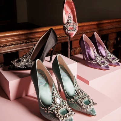 LUISAVIAROMA：1小时闪促 入手 Thom Browne 、MM6、Roger Vivier<br />       正价6折
