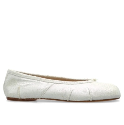 欧阳娜娜同款！Maison Margiela Tabi Toe 平底分趾鞋<br />       6.4折 $843.13（约6074.33元）