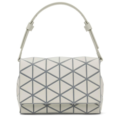 BAO BAO ISSEY MIYAKE fossette 象牙白包包<br />       5折 $848（约6106.87元）