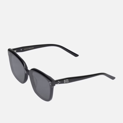 戚薇同款！Gentle Monster 方框Dear 01墨镜<br />       $280（约2014.74元）