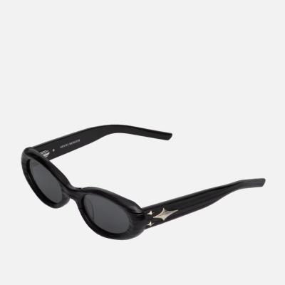 赵昭仪同款！Gentle Monster 椭圆Cuff 01墨镜<br />       $350（约2518.43元）