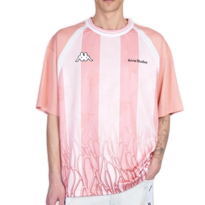 Jennie同款！Acne Studios X Kappa 联名T恤<br />       7.8折 $462.54（约3330.52元）