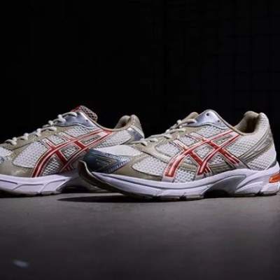 FinishLine：全场运动鞋服热卖 关注adidas、Salomon等<br />       精选满额减$15
