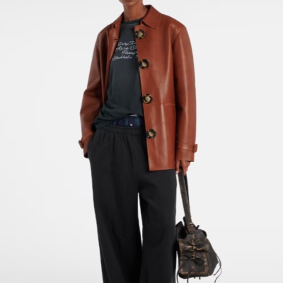 ACNE STUDIOS 字幕印花T恤<br />       €270（约2266.57元）