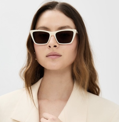Saint Laurent Mica Thin 墨镜<br />       7.5折 $292.5（约2088.98元）