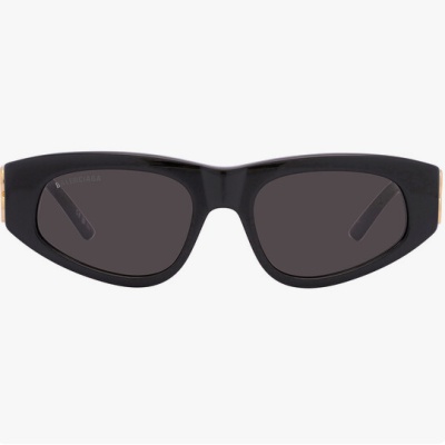 海莉同款！Balenciaga Logo 墨镜<br />       3.2折 $181.99（约1299.86元）