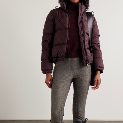 BURBERRY 巴宝莉红色格纹羽绒服<br />       6折 HK$9480（约8675.15元）