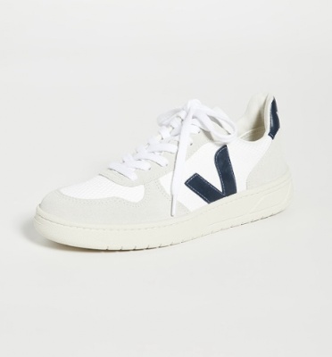 Veja V10 运动鞋<br />&nbsp;&nbsp;&nbsp;&nbsp;&nbsp;&nbsp;&nbsp;6折&nbsp;$108（约755.37元）