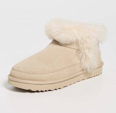 UGG Classic Ultra Mini Chalet 雪地靴<br />&nbsp;&nbsp;&nbsp;&nbsp;&nbsp;&nbsp;&nbsp;6.6折&nbsp;$118.77（约827.62元）