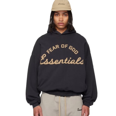 Fear of God ESSENTIALS 黑色 Training 90s 连帽衫<br />&nbsp;&nbsp;&nbsp;&nbsp;&nbsp;&nbsp;&nbsp;5折&nbsp;$115（约773.79元）