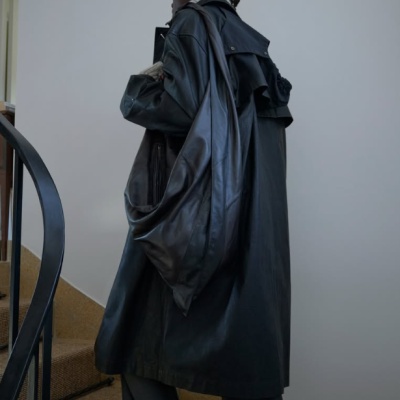 Mytheresa：LEMAIRE 时尚热卖专区 牛角包限时好价<br />&nbsp;&nbsp;&nbsp;&nbsp;&nbsp;&nbsp;&nbsp;精选低至7折&nbsp;澳门站定价优势