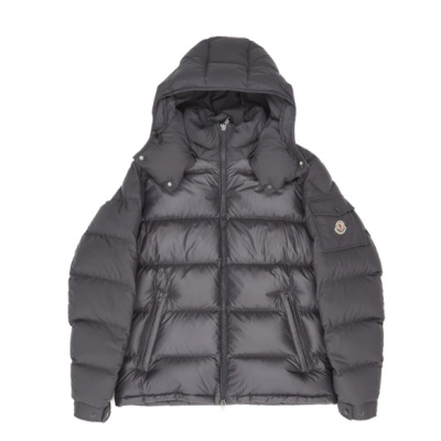 Moncler 蒙口 Maya 灰色羽绒夹克<br />&nbsp;&nbsp;&nbsp;&nbsp;&nbsp;&nbsp;&nbsp;5.7折&nbsp;$1271.87（约8520元）