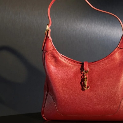 Farfetch 发发奇：典藏臻品限时8.5折<br />&nbsp;&nbsp;&nbsp;&nbsp;&nbsp;&nbsp;&nbsp;选购爱马仕、Chanel、LV&nbsp;等